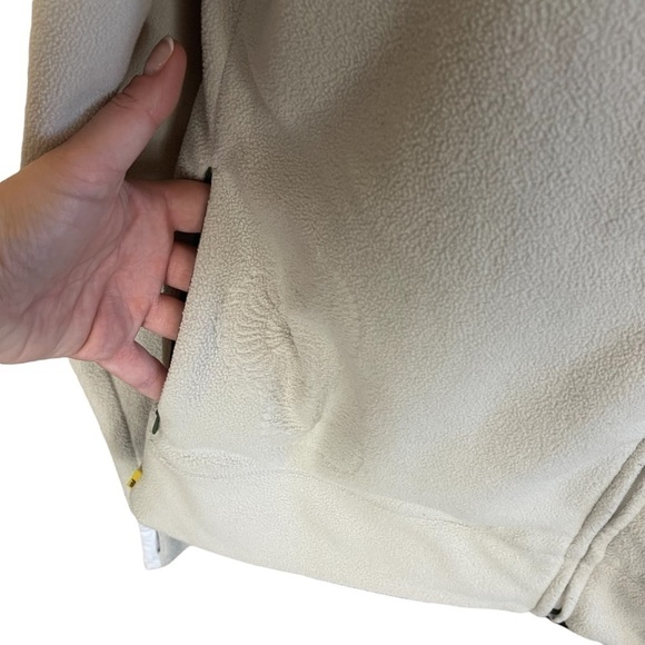 EUC Löle cream coloured polar fleece zip-up, size large. - Picture 3 of 12